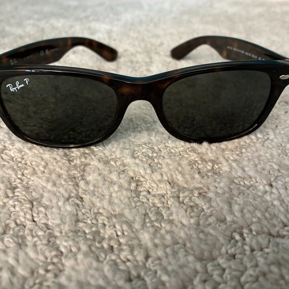 Rayban polarized New Wayfarer sunglasses